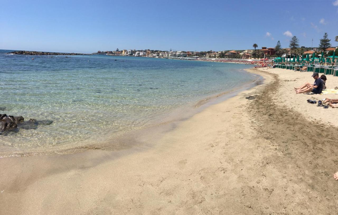 Вилла La Terrazza Sul Mare Санта-Маринелла Экстерьер фото